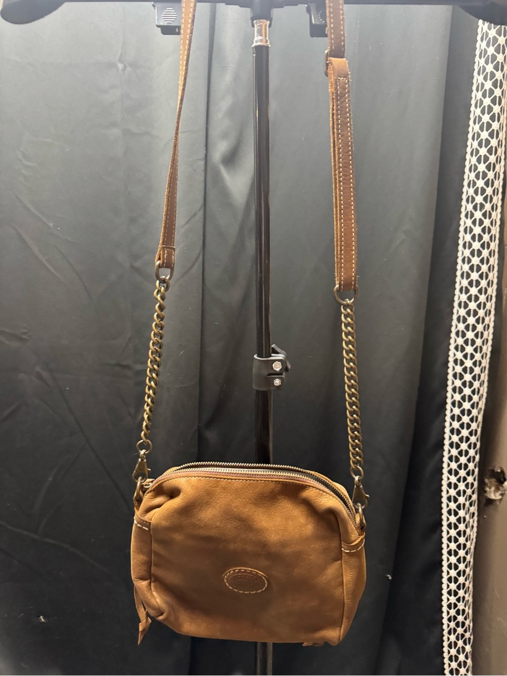 Roots Tan Brown Leather Shoulder Crossbody Bag with Chain Strap